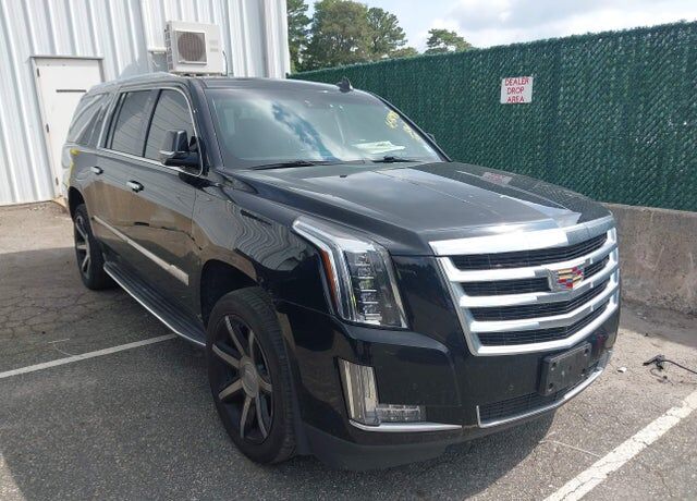 2016 CADILLAC Escalade