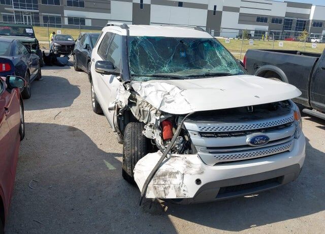 2011 FORD Explorer