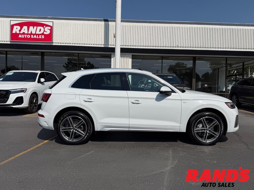 2022 AUDI Q5
