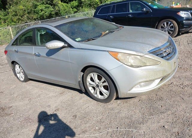 2011 HYUNDAI Sonata