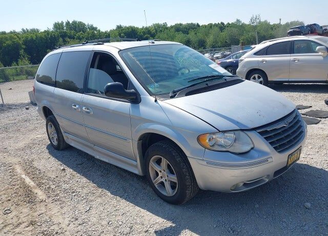 2007 CHRYSLER Town and Country