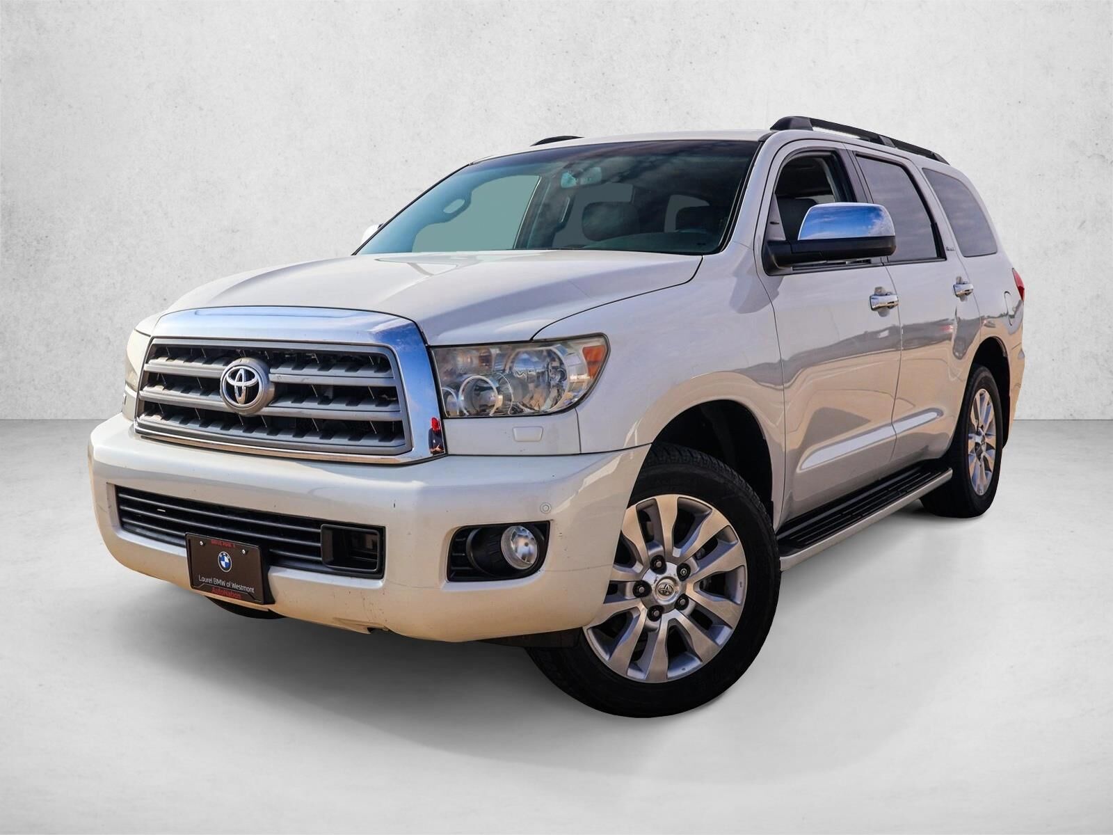 2015 TOYOTA Sequoia