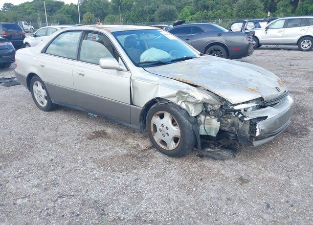 2001 LEXUS ES
