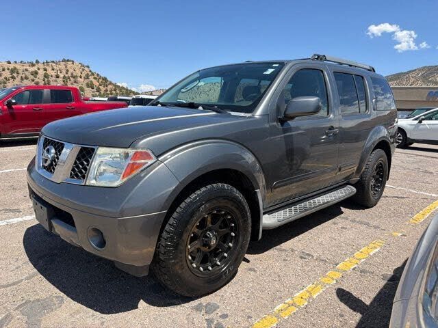 2005 NISSAN Pathfinder