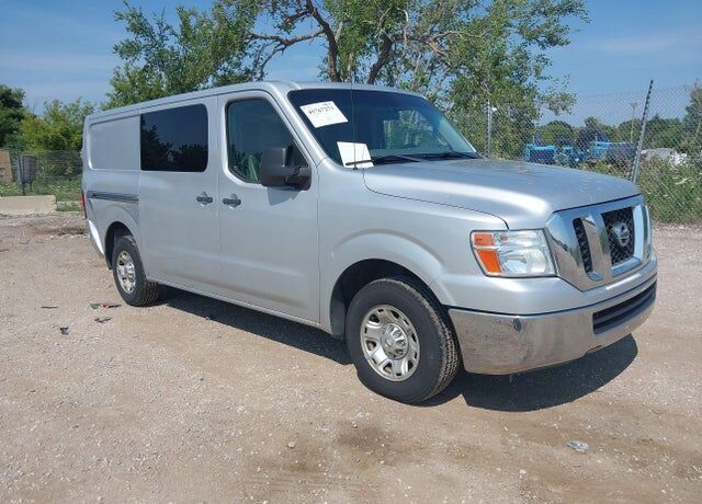 2013 NISSAN NV