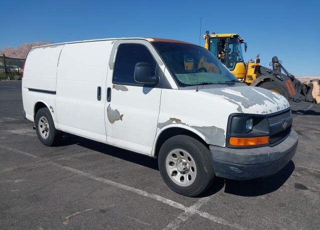 2010 CHEVROLET Express