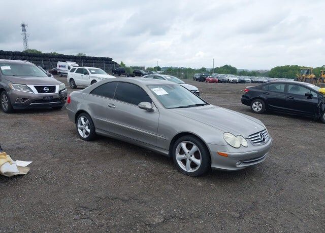 2005 MERCEDES-BENZ CLK-Class