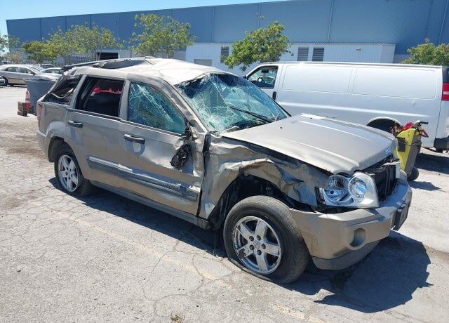 2005 JEEP Grand Cherokee