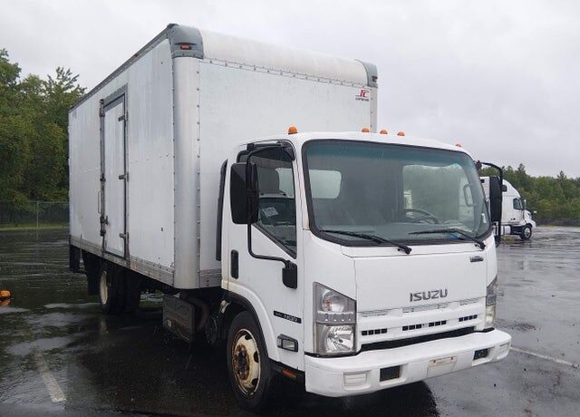 2014 ISUZU NQR/NRR