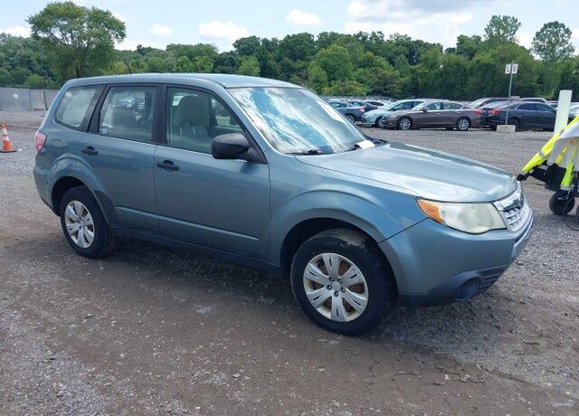 2013 SUBARU Forester