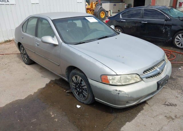2000 NISSAN Altima