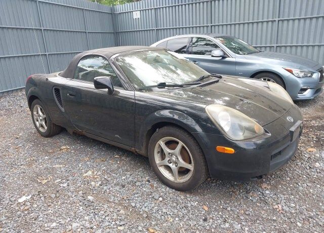 2000 TOYOTA MR2
