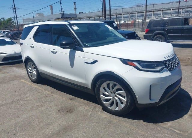 2024 LAND ROVER Discovery