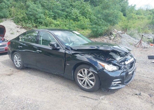 2016 INFINITI Q50