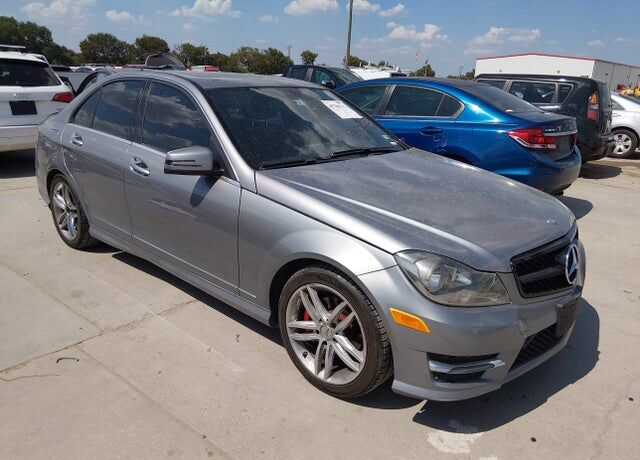 2014 MERCEDES-BENZ C-Class