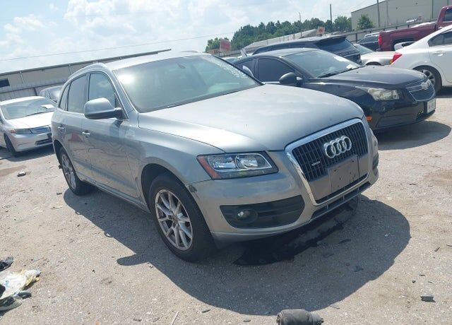 2011 AUDI Q5
