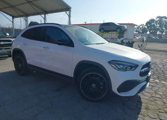 2021 MERCEDES-BENZ GLA-Class