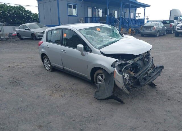 2009 NISSAN Versa