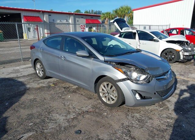 2015 HYUNDAI Elantra