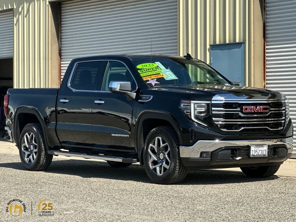 2023 GMC Sierra