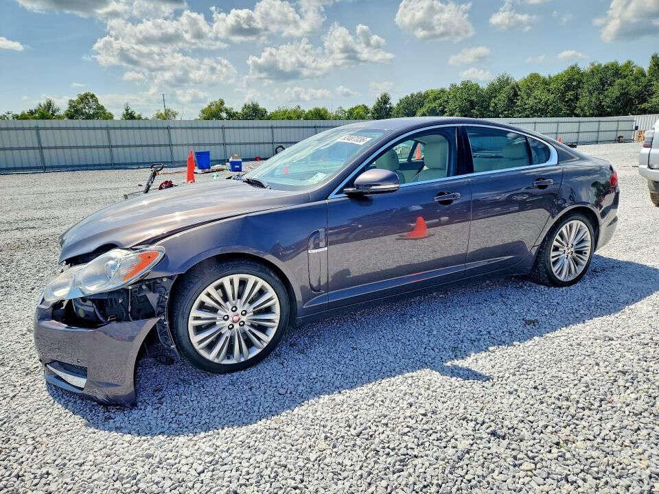2011 JAGUAR XF