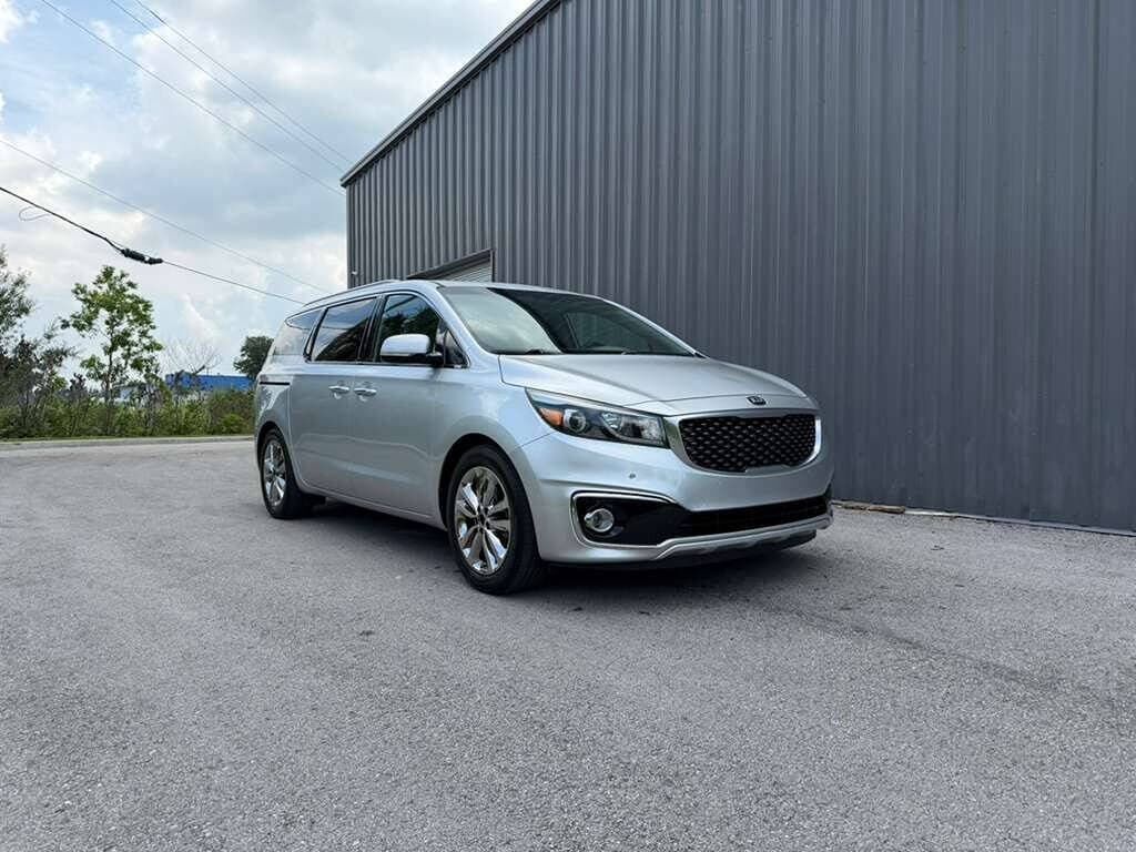2016 KIA Sedona