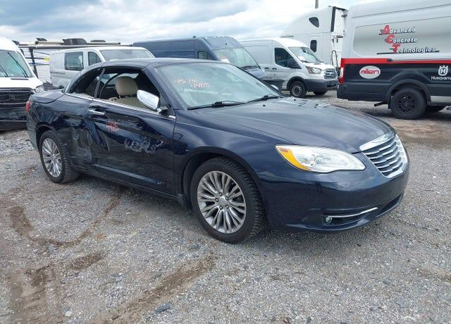2012 CHRYSLER 200