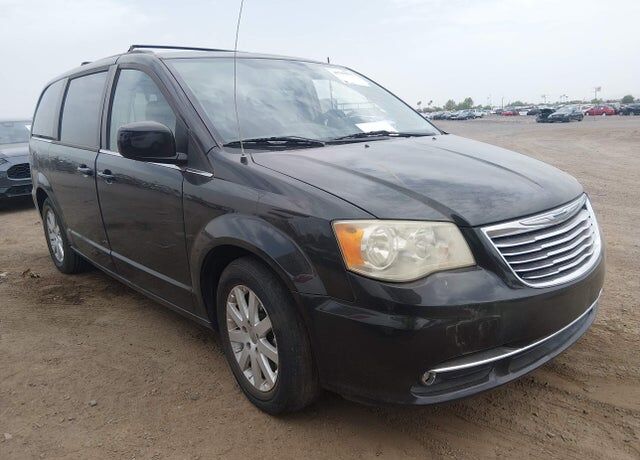 2014 CHRYSLER Town and Country