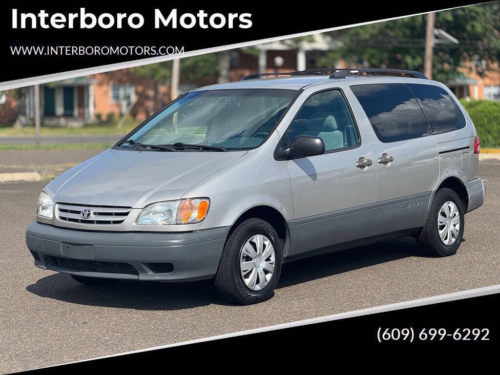 2003 TOYOTA Sienna