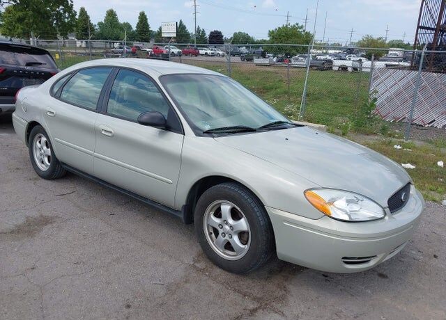 2006 FORD Taurus