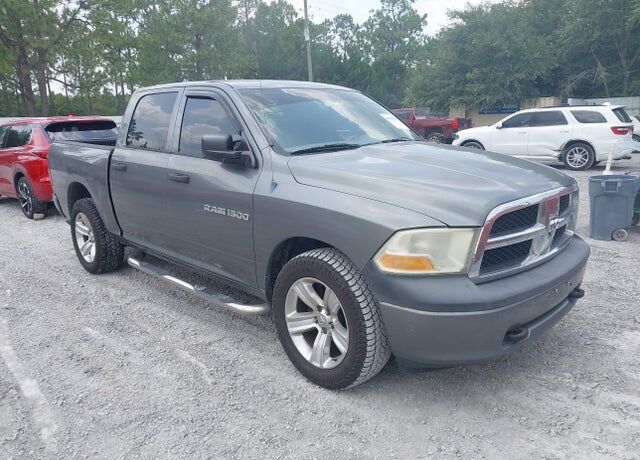 2011 DODGE Ram