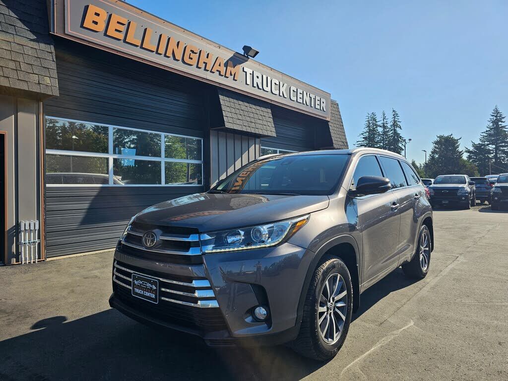 2018 TOYOTA Highlander