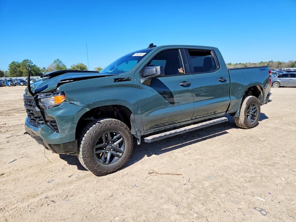 2025 CHEVROLET Silverado