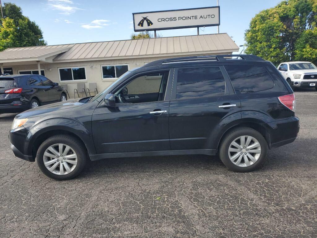 2011 SUBARU Forester