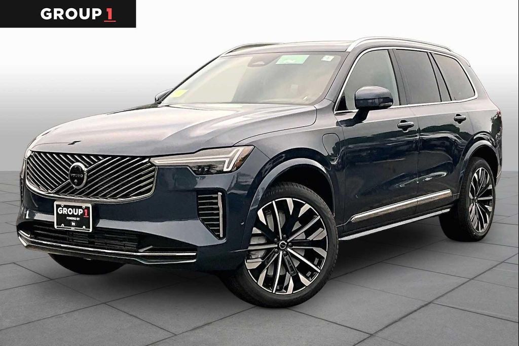 2026 VOLVO XC90