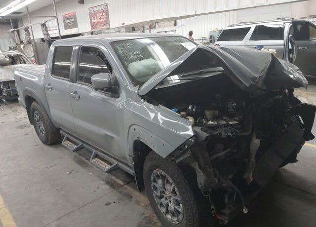 2022 NISSAN Frontier
