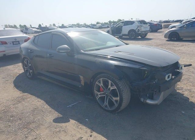 2021 KIA Stinger