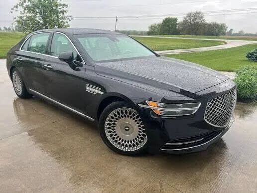 2017 GENESIS G90