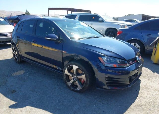 2017 VOLKSWAGEN Golf GTI