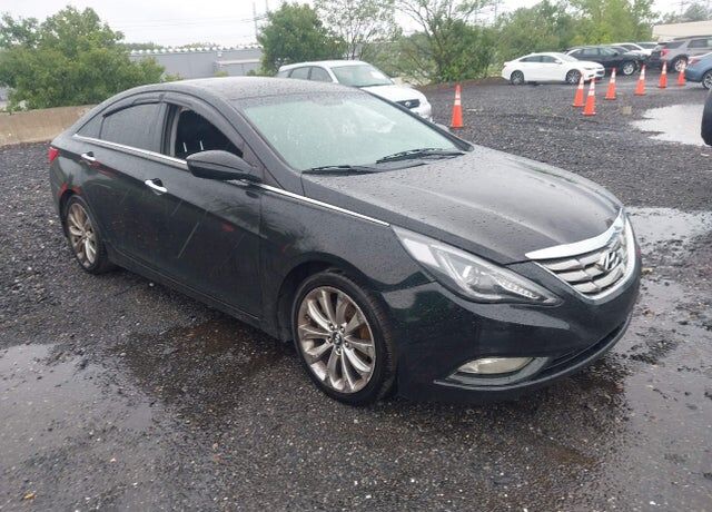 2011 HYUNDAI Sonata