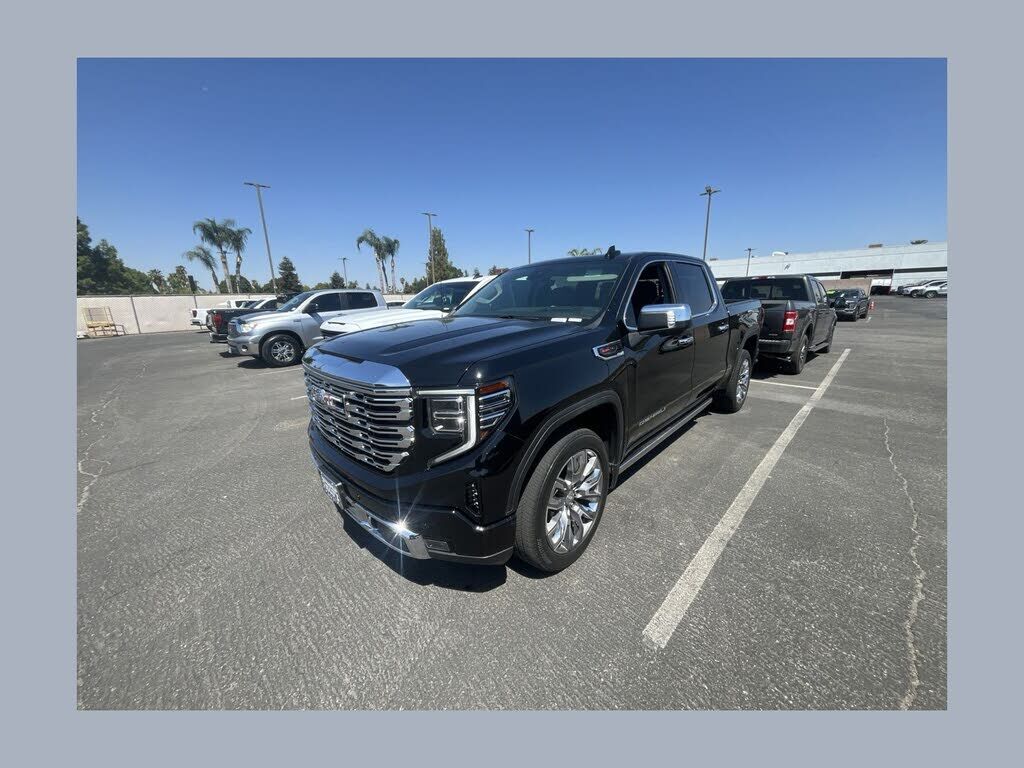 2024 GMC Sierra
