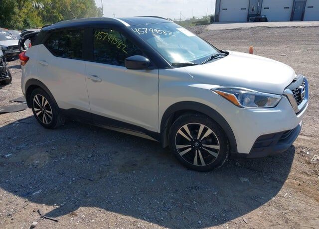 2020 NISSAN Kicks