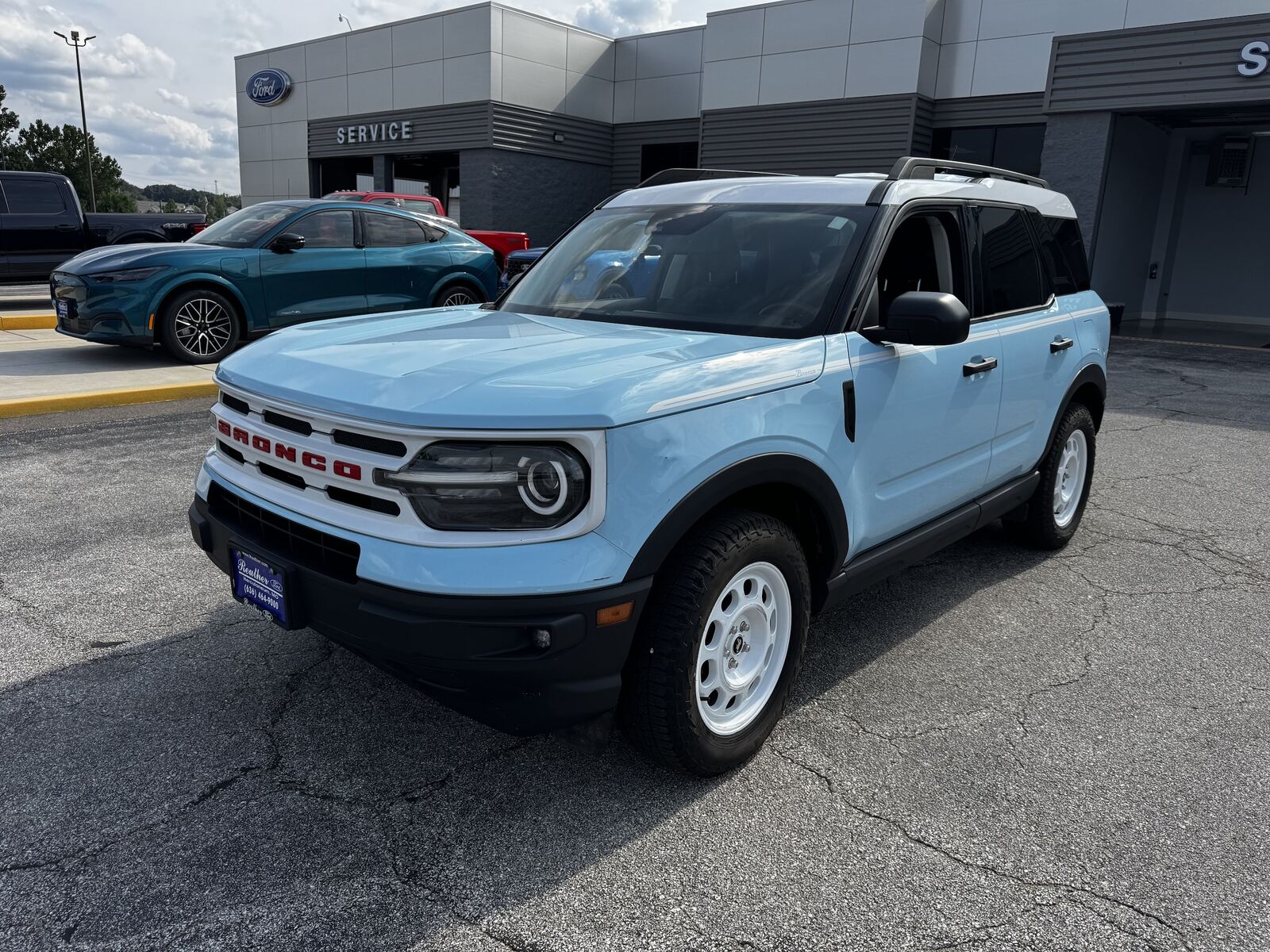 2023 FORD Bronco
