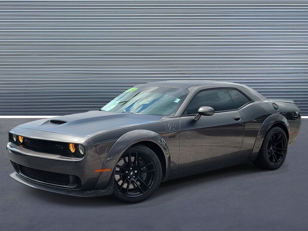 2022 DODGE Challenger