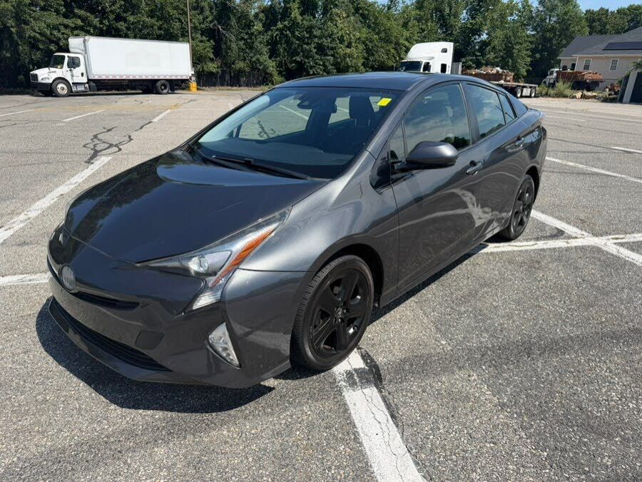 2016 TOYOTA PRIUS