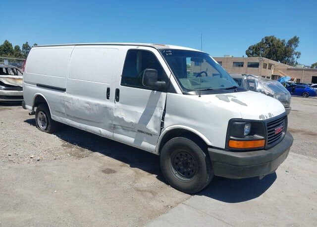 2005 GMC Savana