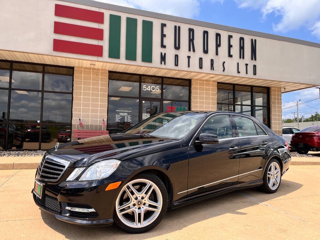 2013 MERCEDES-BENZ E-Class