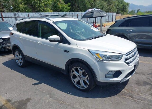 2017 FORD Escape