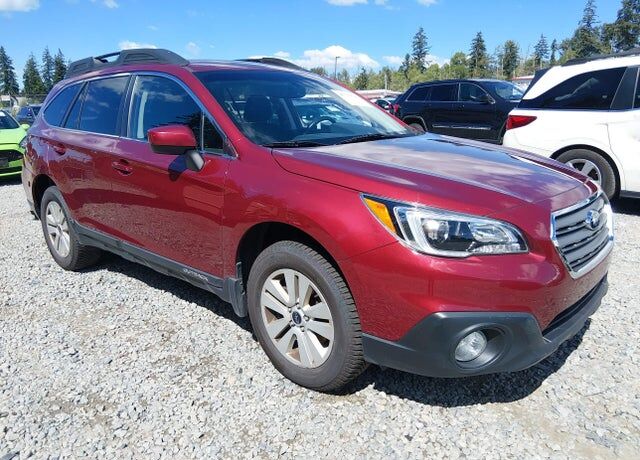2015 SUBARU Outback