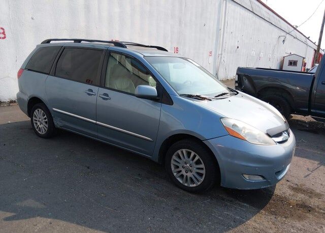 2008 TOYOTA Sienna